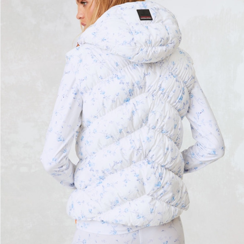 Bogner X LoveShackFancy Naima Puffer Vest Sz 8 M Fire + Ice White w/blue floral